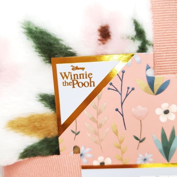 🎁 Winnie the Pooh 🍯 Throw Blanket 💫 - Picture 3 of 5